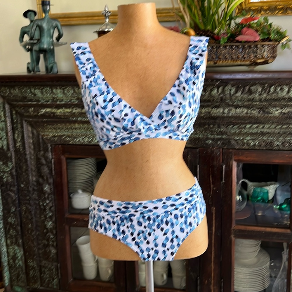 Niptuck swim ruffled bikini set